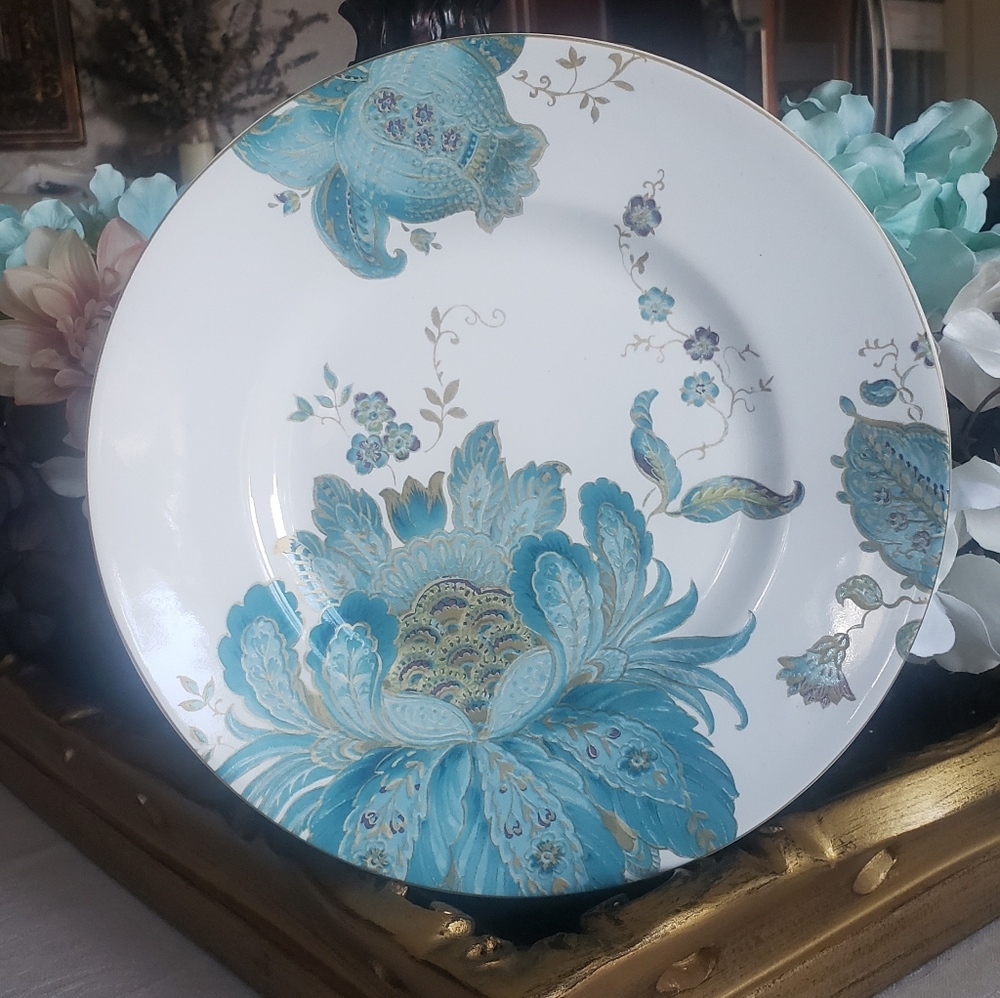 🆕️222 Fifth- Eliza Teal Plate - Picture 4 of 8